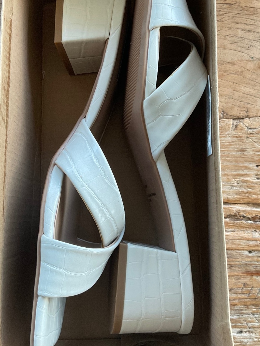 STEVE MADDEN GAIA CROCK SIZE 10